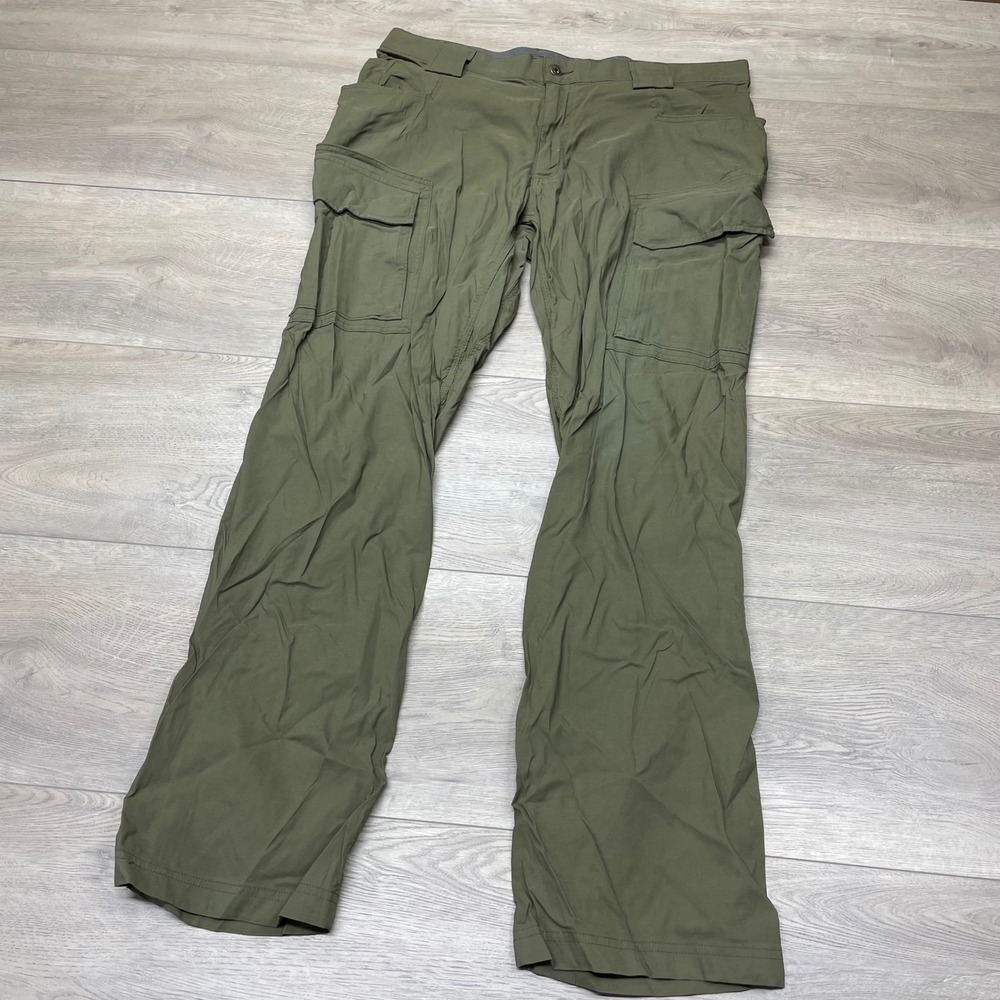 Duluth Trading Co Dry On The Fly Cargo Pants Mens 38x34 Olive Green Relaxed Fit